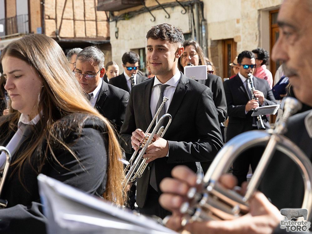 La Banda la Lira y la “Gran Traca” marcan el final de las fiestas 11 1R9A4679 copia