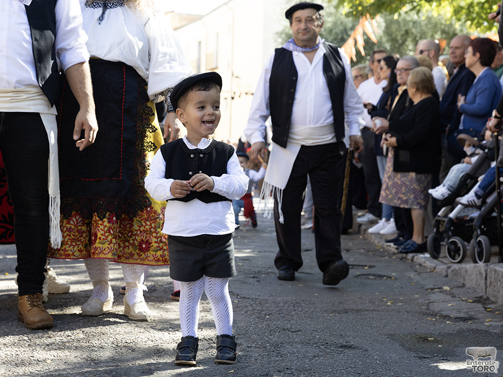 Un año más la Fiesta de la Vendimia supera todas las expectativas 38 1R9A0361 copia