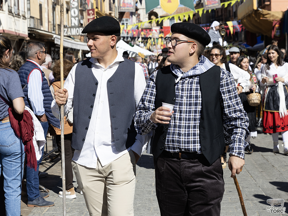 Un año más la Fiesta de la Vendimia supera todas las expectativas 59 1R9A0629 copia