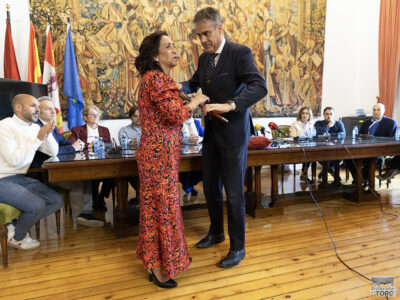 Ángeles Medina junto con Carlos Rodríguez ocuparán la Alcaldía de manera alterna en Toro 1 Pleno28Oct 1