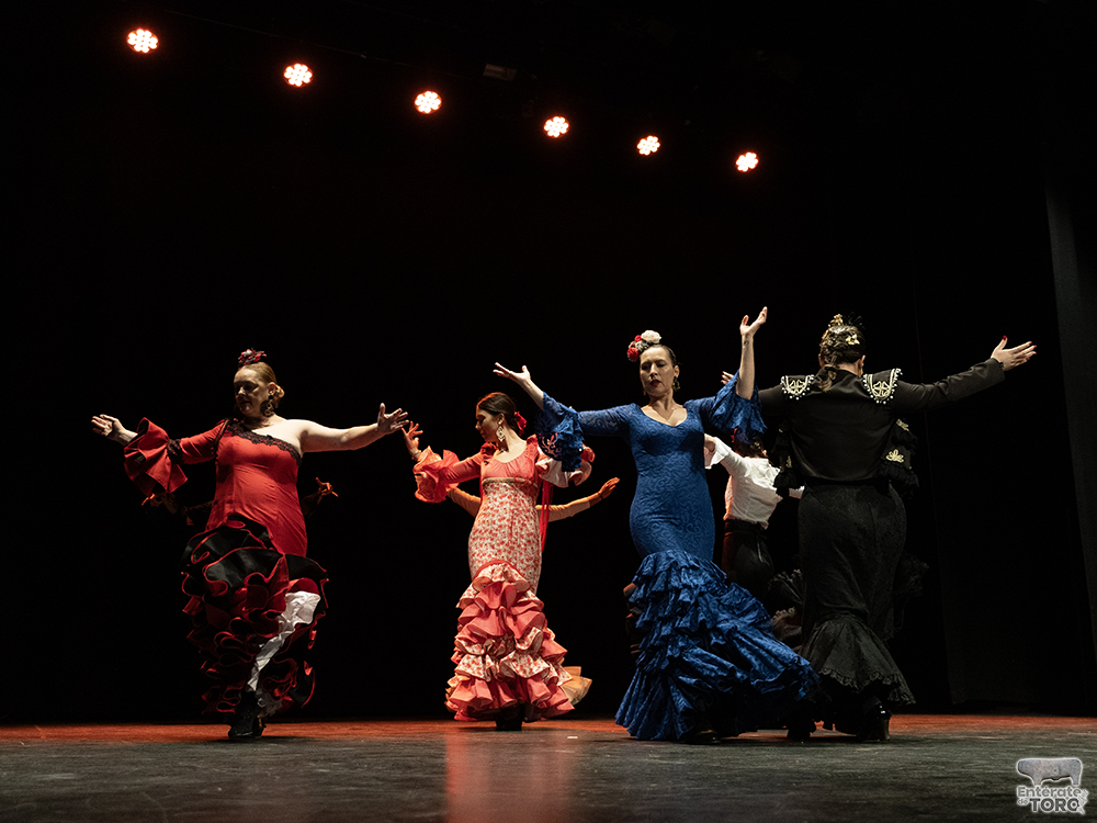 Exito tras la Gala Solidaria “Toro con Valencia” 12 Gala Solidaria Valencia 12