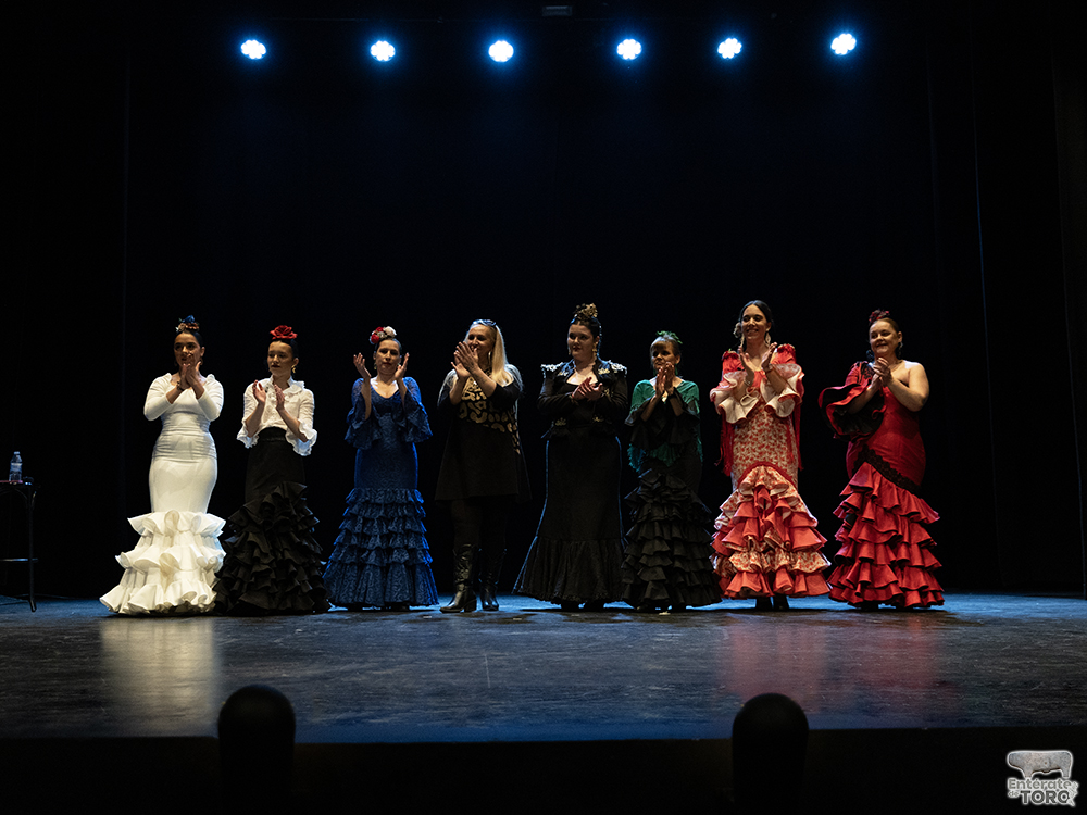 Exito tras la Gala Solidaria “Toro con Valencia” 14 Gala Solidaria Valencia 14