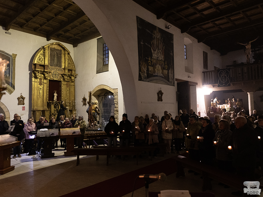 La Iglesia de Santa Catalina celebra su tradicional “Besamanos a la Soledad” 10 Besamanos 10