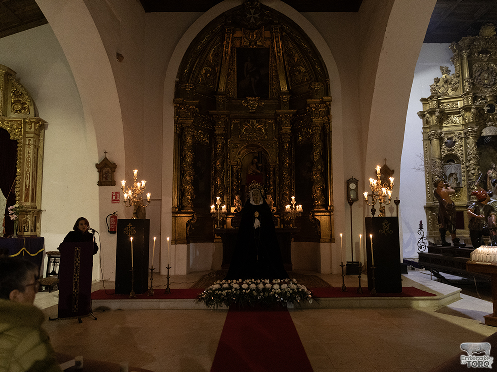 La Iglesia de Santa Catalina celebra su tradicional “Besamanos a la Soledad” 2 Besamanos 2