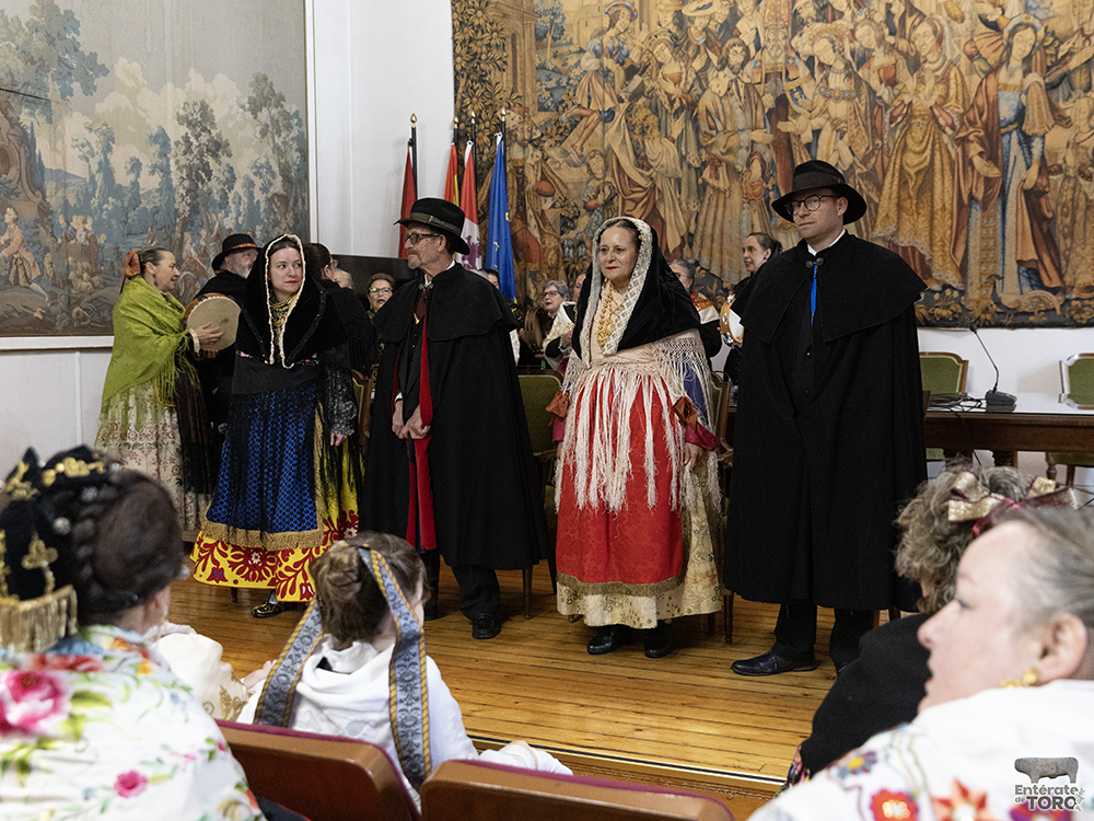 Carmen de Casas y Adolfo González protagonistas de la tradicional “Boda de Carnaval” 1 Boda Tradicional Adultos 1