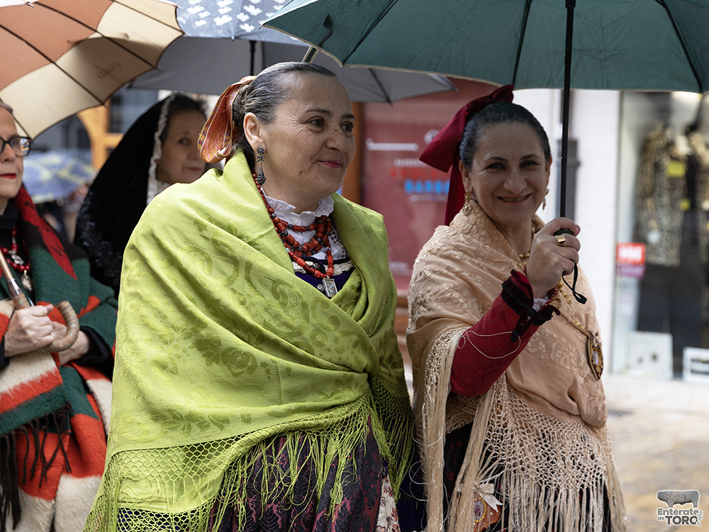 Carmen de Casas y Adolfo González protagonistas de la tradicional “Boda de Carnaval” 17 Boda Tradicional Adultos 17