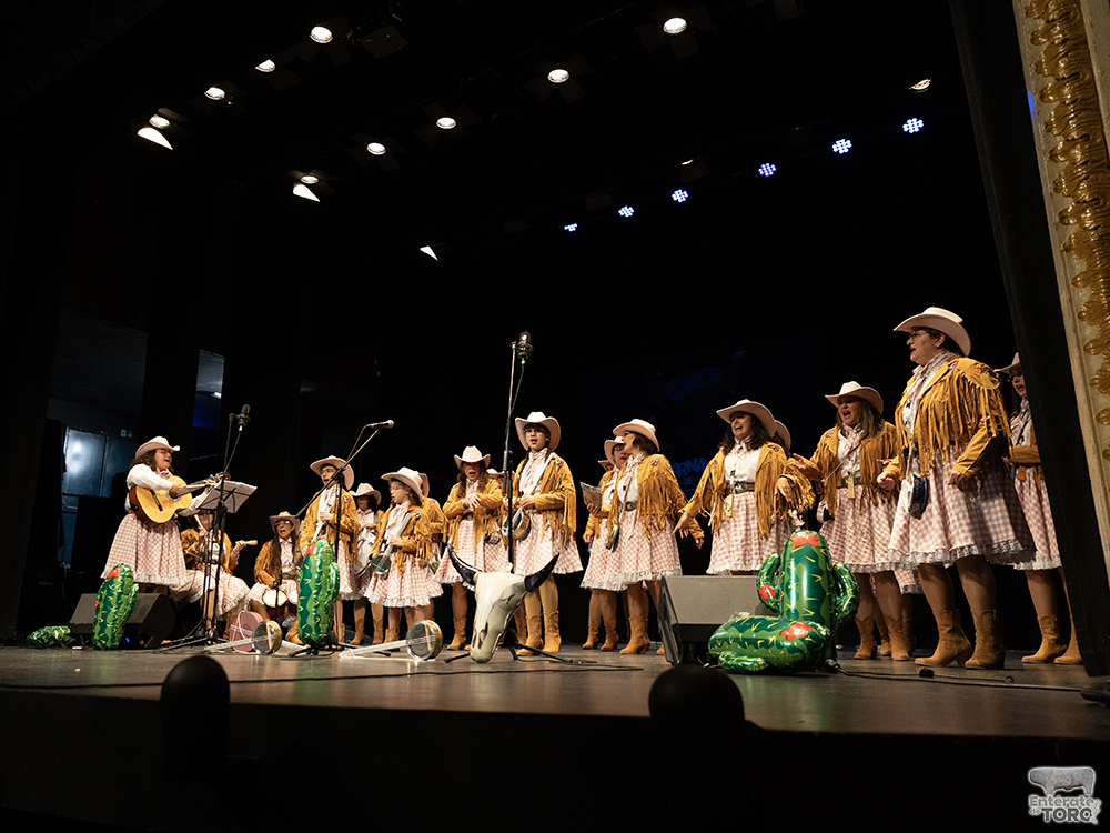 “Telares” gana el primer premio del Concurso de Coplas de Carnaval 8 Concurso de Coplas 8