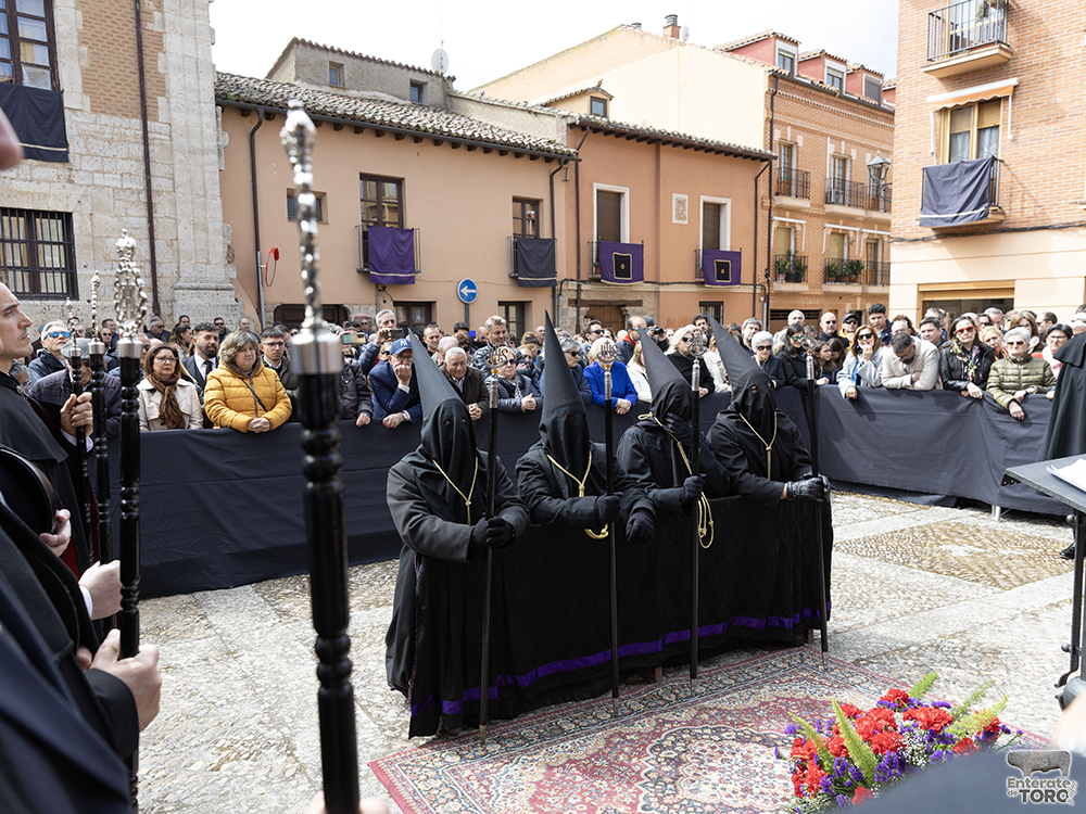 Los “Cagalentejas” ya recorren las calles de Toro tras su bendición 15 Bendicion Conqueros 15