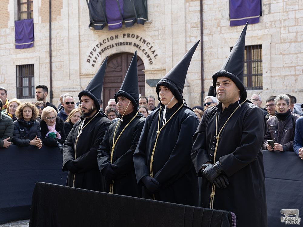 Los “Cagalentejas” ya recorren las calles de Toro tras su bendición 20 Bendicion Conqueros 20