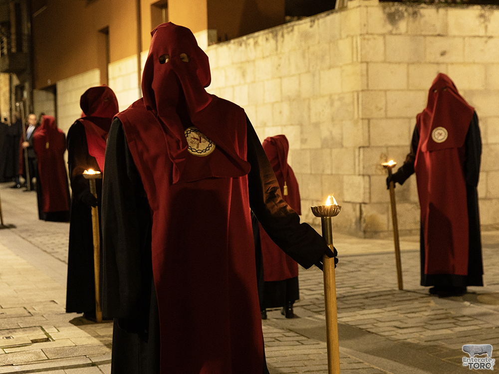El Santísimo Cristo de la Misericordia ilumina las calles en su procesión 4 Cristo Misericordia 4