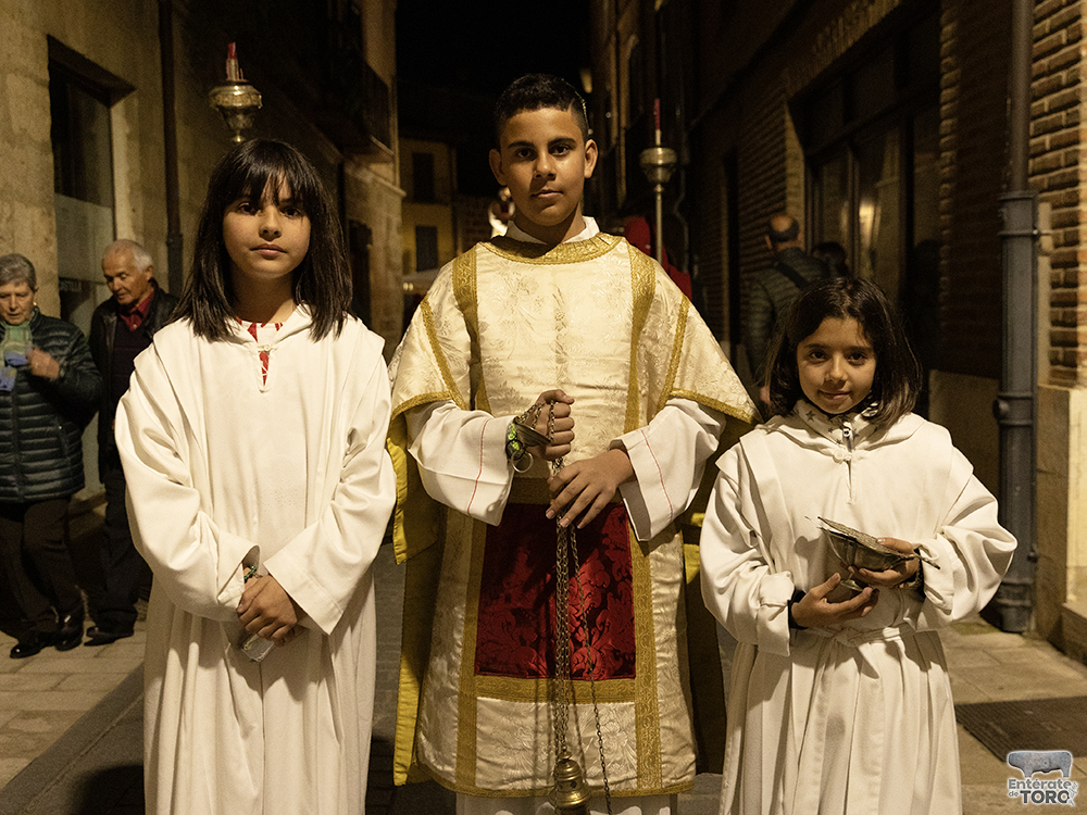 El Santísimo Cristo de la Misericordia ilumina las calles en su procesión 7 Cristo Misericordia 7