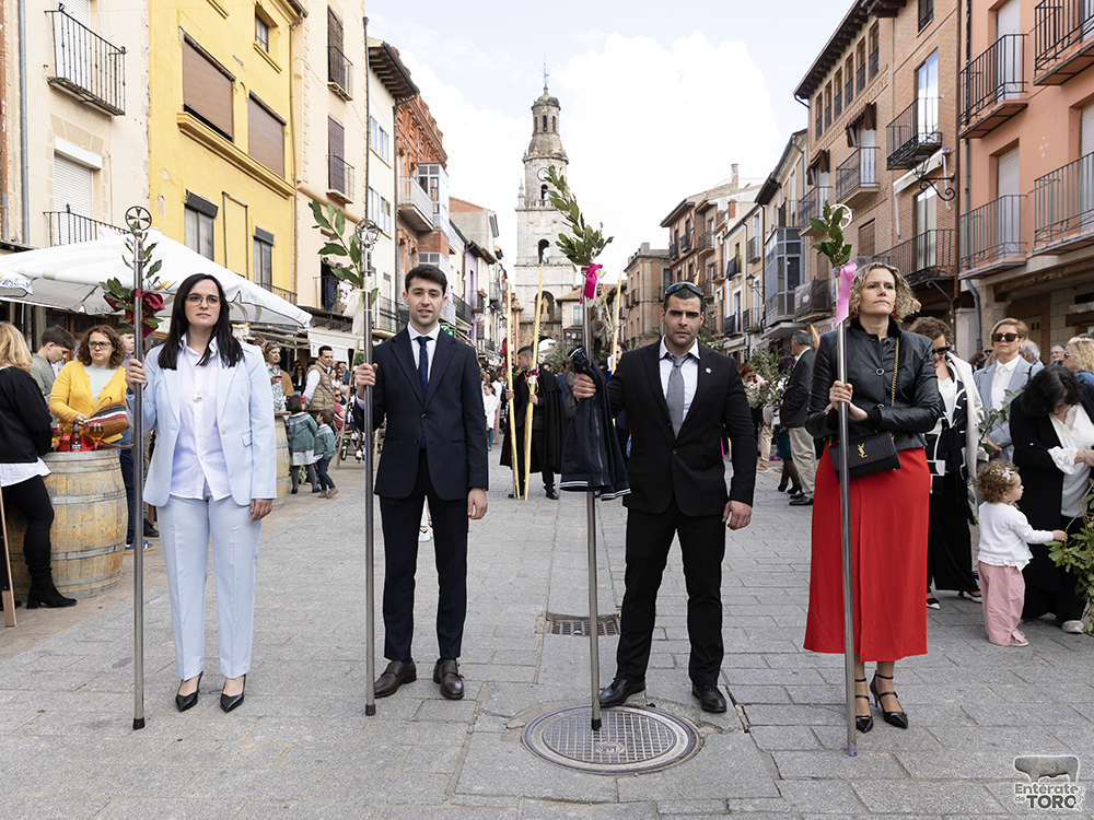 La Asociación Santo Sepulcro y la Soledad celebra la entrada triunfal de Jesucristo en Jerusalén este Domingo de Ramos 16 Domingo de Ramos 16