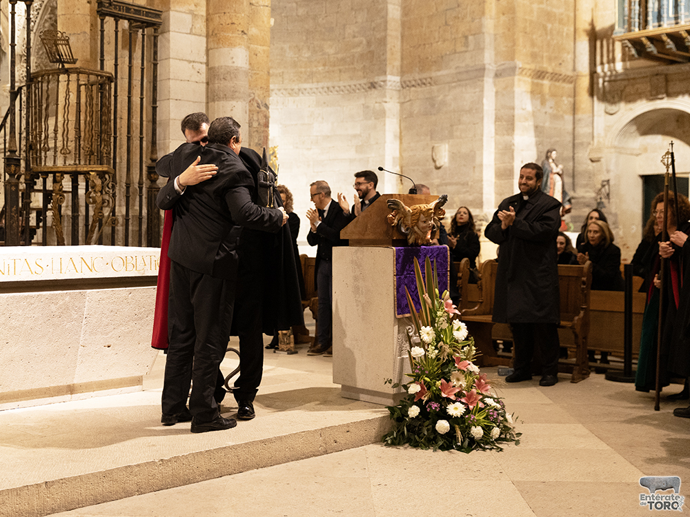 Un pregón lleno de historia y emoción a cargo del barítono toresano y zamorano Luis Santana 3 Pregon 3