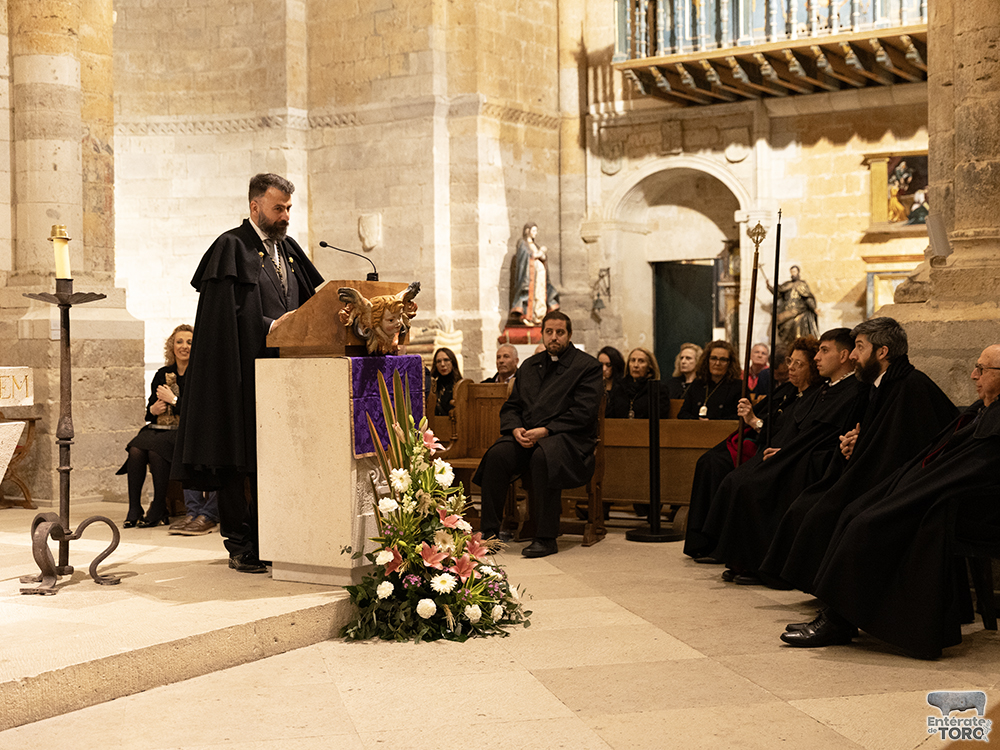 Un pregón lleno de historia y emoción a cargo del barítono toresano y zamorano Luis Santana 5 Pregon 5