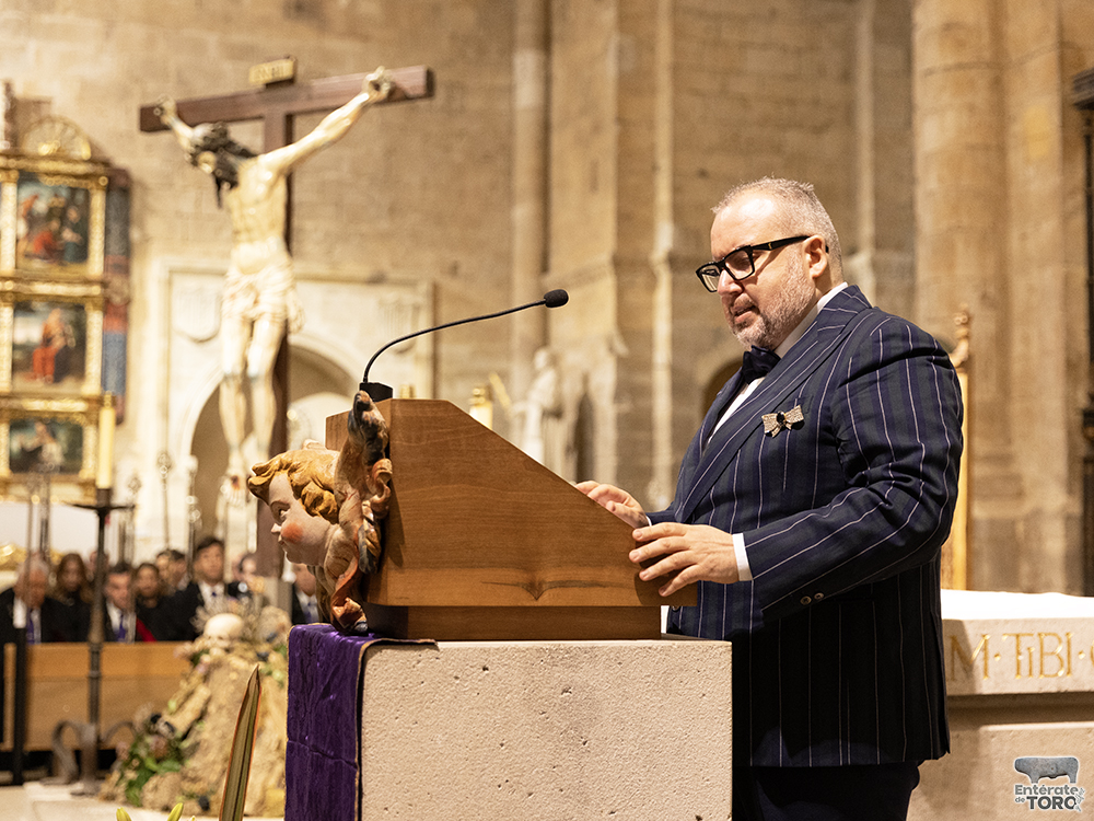 Un pregón lleno de historia y emoción a cargo del barítono toresano y zamorano Luis Santana 7 Pregon 7