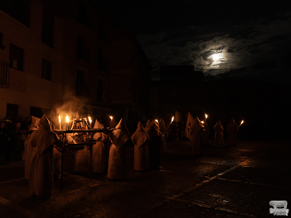 La Penitente Hermandad de las Siete Palabras protagonista del Sábado de Pasión. 14 Siete Palabras 14