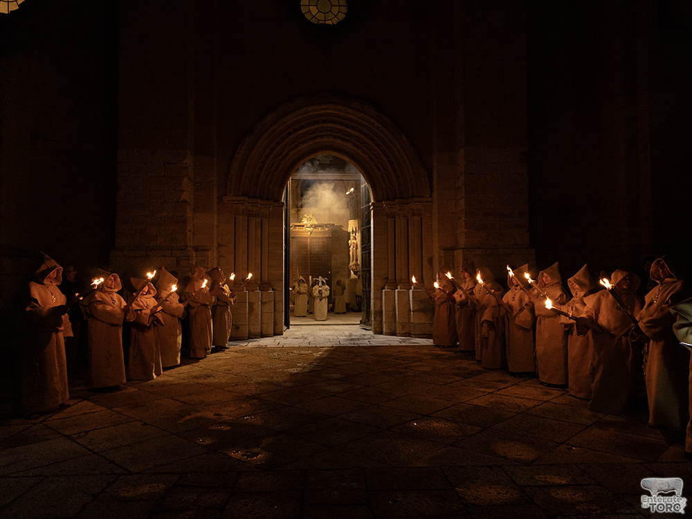 La Penitente Hermandad de las Siete Palabras protagonista del Sábado de Pasión. 2 Siete Palabras 2