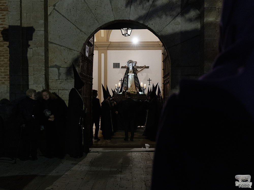 El Santo Ecce-Hommo ya espera la madrugada del Viernes Santo en Santa Catalina 17 Traslado Ecce Homo 17