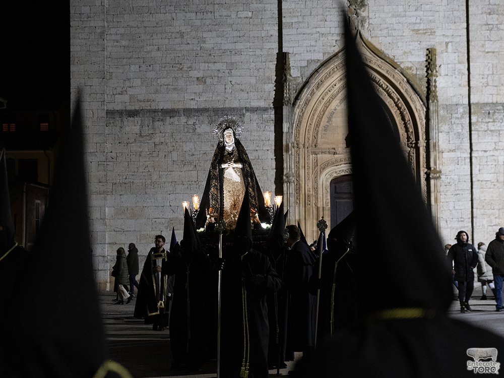 El Santo Ecce-Hommo ya espera la madrugada del Viernes Santo en Santa Catalina 4 Traslado Ecce Homo 4