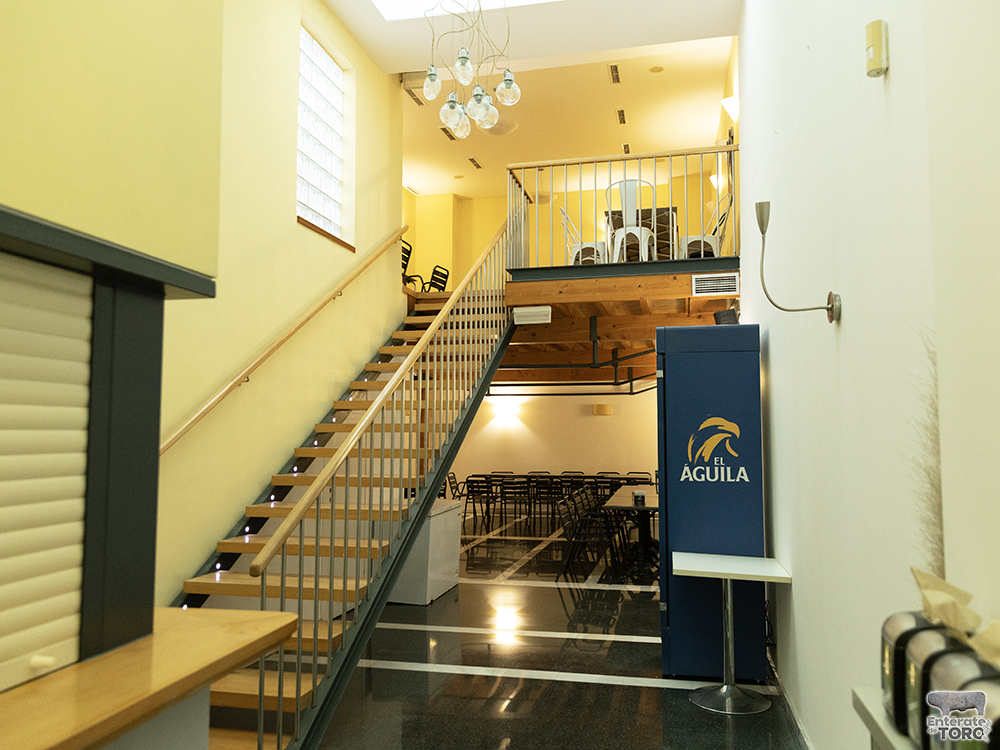 "El Último Bodaco" abre sus puertas con más espacio, desayunos y las hamburguesas que nos conquistaron a todos 9 Ultimo Bocado 9