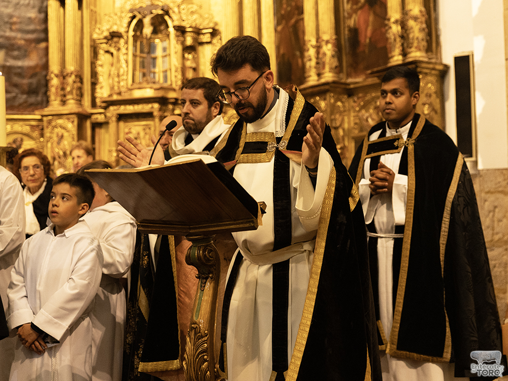 Se cancela la procesión de Nuestra Señora de los Dolores por el mal tiempo 10 Viernes de Dolores 10