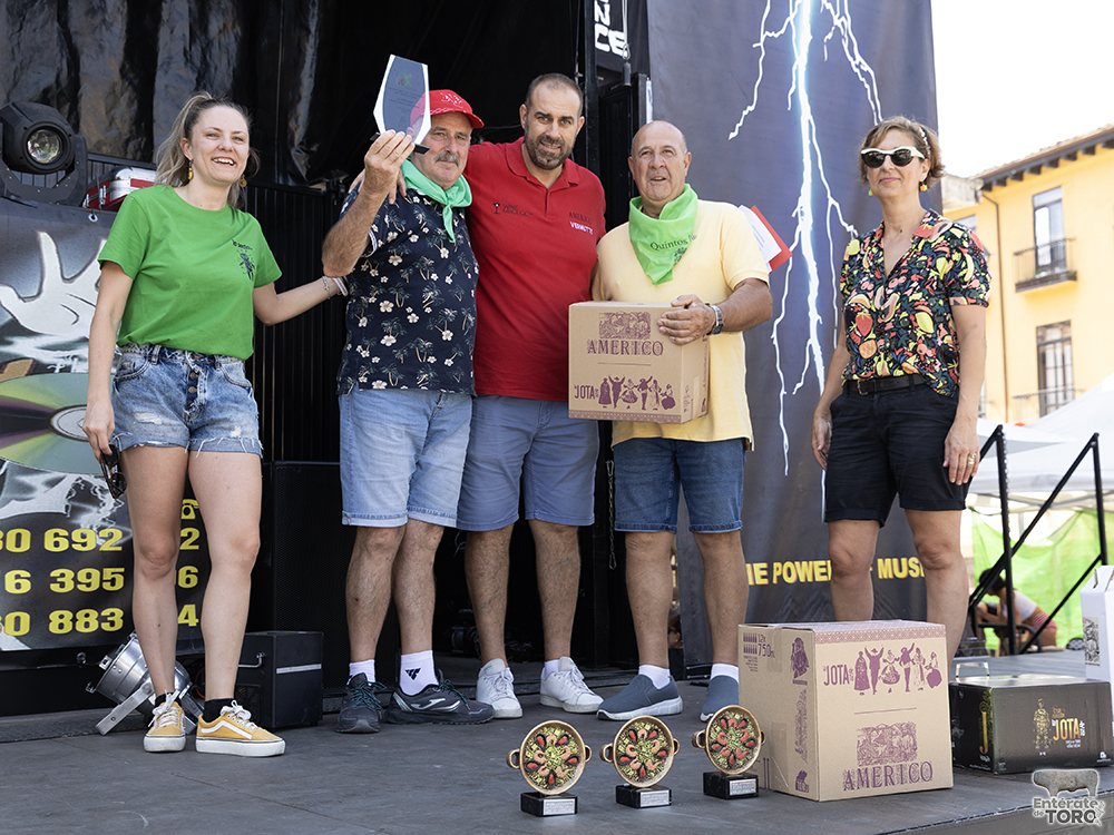 El cuarto día de Ferias y Fiestas de San Agustín llena la Glorieta 17 Dia Penas 17