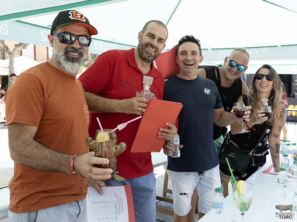 El cuarto día de Ferias y Fiestas de San Agustín llena la Glorieta 20 Dia Penas 20