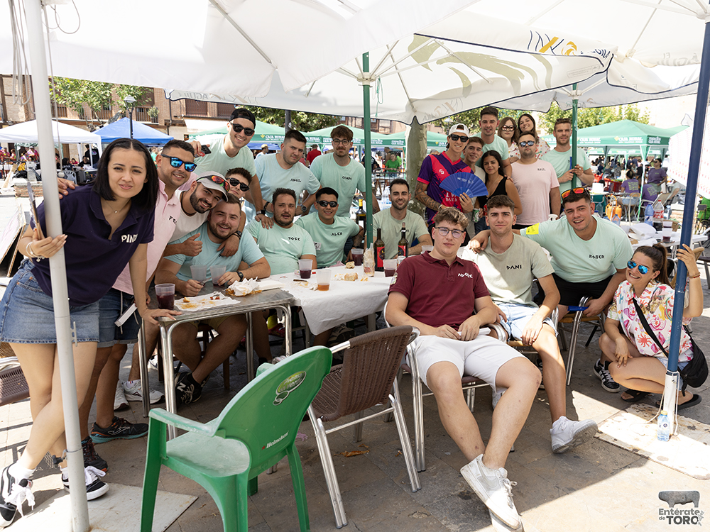 El cuarto día de Ferias y Fiestas de San Agustín llena la Glorieta 22 Dia Penas 22
