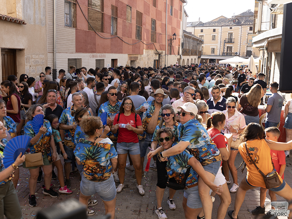 El cuarto día de Ferias y Fiestas de San Agustín llena la Glorieta 3 Dia Penas 3