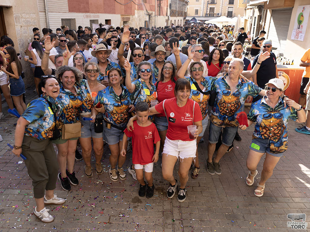 El cuarto día de Ferias y Fiestas de San Agustín llena la Glorieta 4 Dia Penas 4