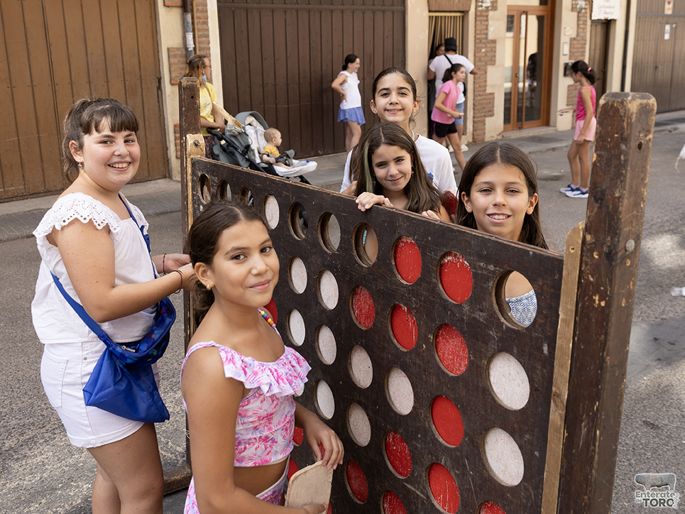 “Chiguitos y chiguitas”, protagonistas del martes de fiestas 8 Dia de los ninos 8