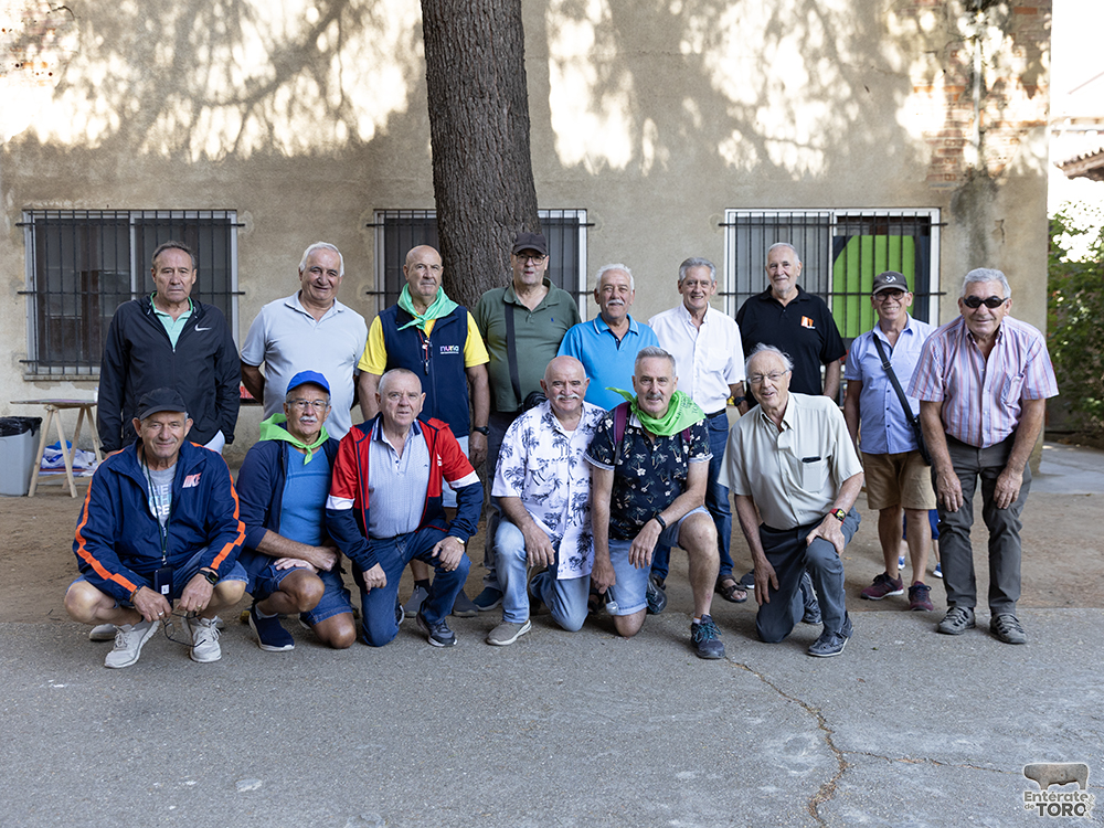 Los Quintos del 1975 abren las fiestas de San Agustín 9 Juegos Quintos 1975 9
