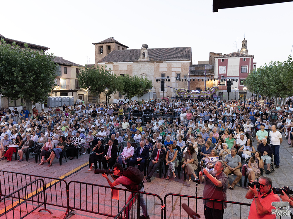 La tradicional mojada da comienzo a las Ferias y Fiestas de San Agustín 3 Mojada y pregon 3