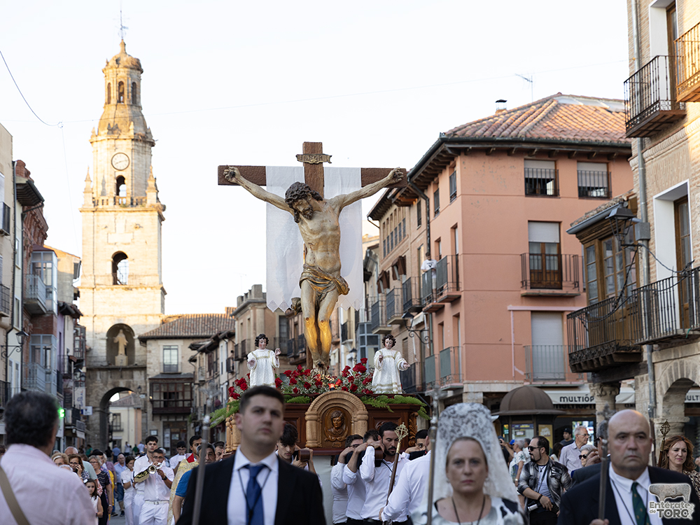 Toro vive un intenso fin de semana de actos religiosos y procesiones 17 Cristo Amparo 18