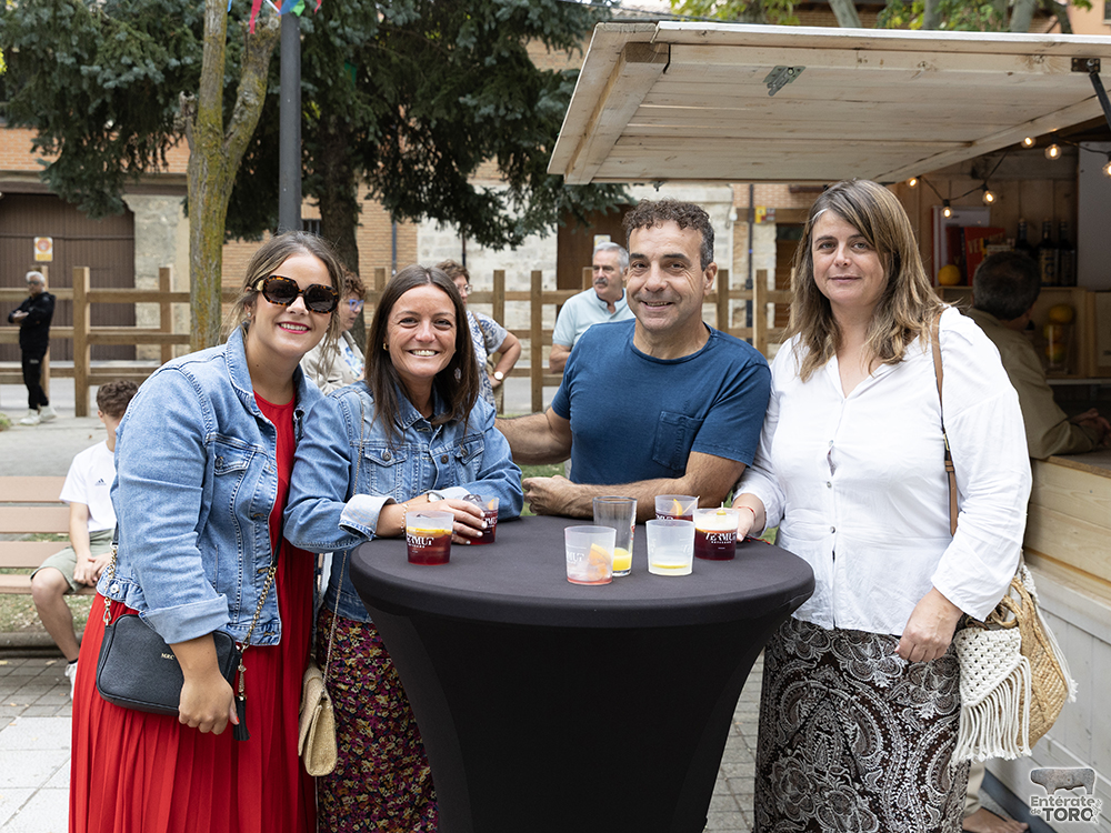 La Virgen del Canto y los fuegos artificiales, cierran un exitoso programa de fiestas 49 Feria del Vermut 12