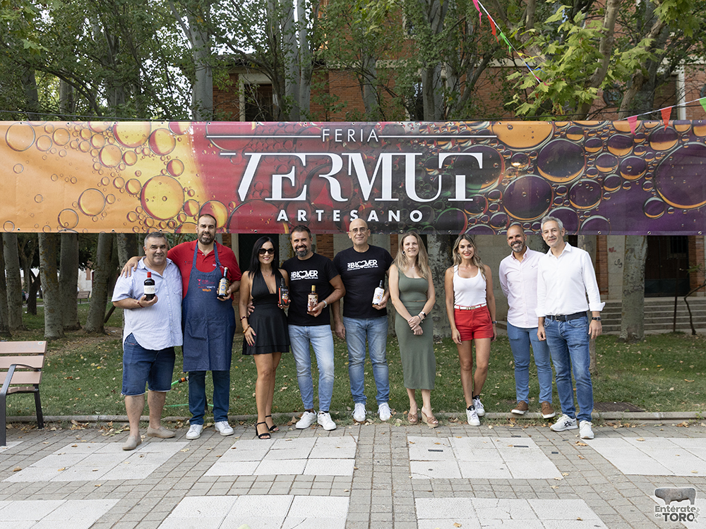 La Virgen del Canto y los fuegos artificiales, cierran un exitoso programa de fiestas 54 Feria del Vermut 17