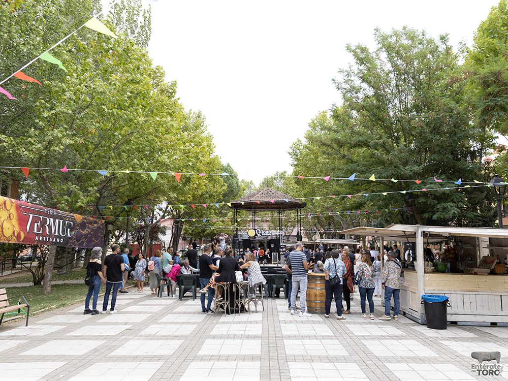 La Virgen del Canto y los fuegos artificiales, cierran un exitoso programa de fiestas 56 Feria del Vermut 19