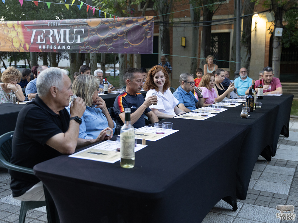 La Virgen del Canto y los fuegos artificiales, cierran un exitoso programa de fiestas 39 Feria del Vermut 2