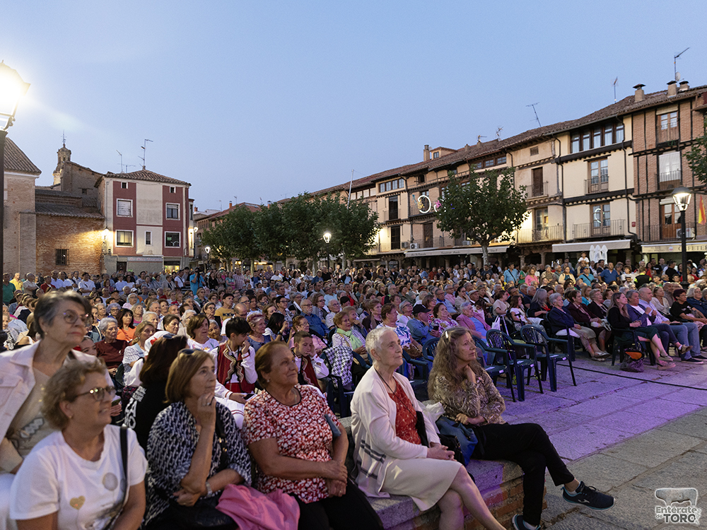 Éxito rotundo en la sexta edición del Festival Internacional de Folclore 8 Festival Folklore 8