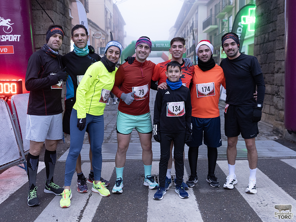 La X San Silvestre Toresana llena Toro de deporte, disfraces y competición. 19 San Silvestre 19