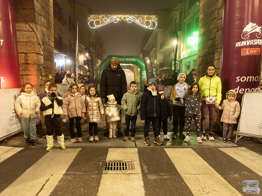 La X San Silvestre Toresana llena Toro de deporte, disfraces y competición. 20 San Silvestre 20