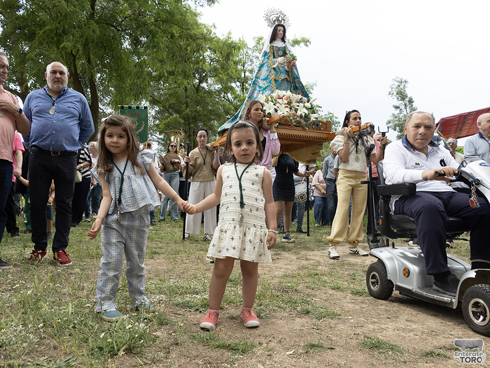 La tradición llena la pradera en el día del Cristo de las Batallas 7 Cristo de las Batallas 8